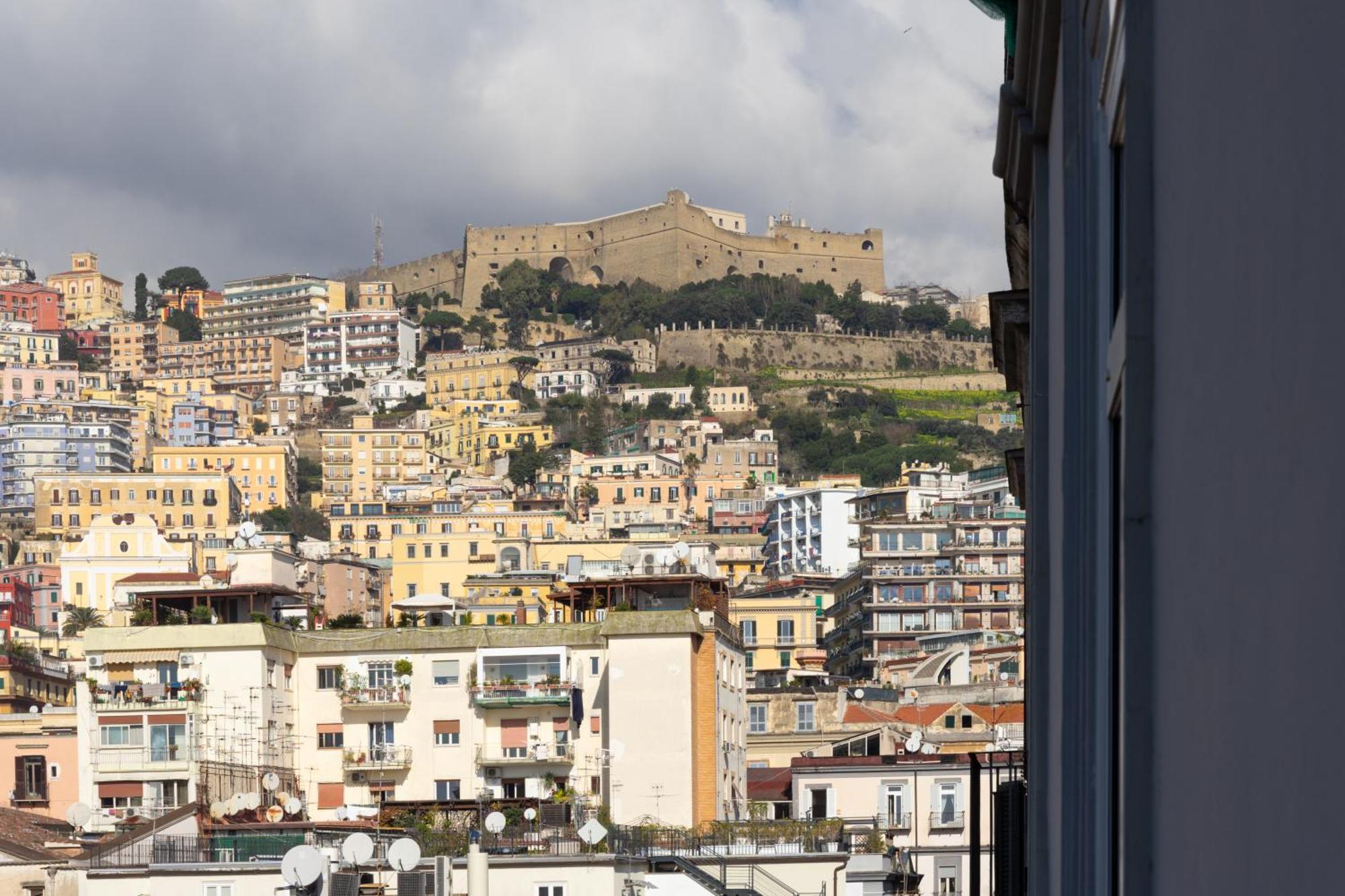 Insogno Suites Naples Extérieur photo